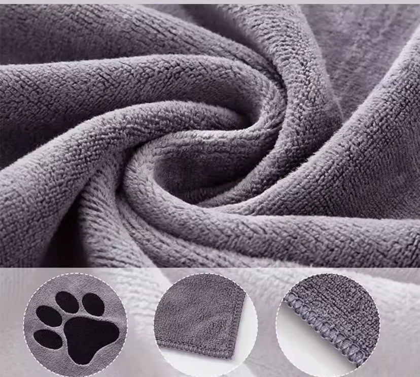 Toalla de Baño para Mascotas de Microfibra Súper Suave y Absorbente – Ideal para Perros y Gatos, con Bordado de Alta Calidad